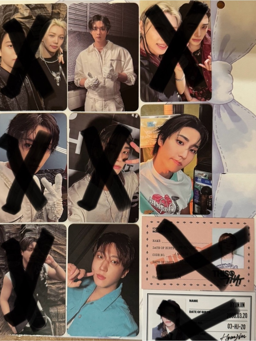 Stray Kids This & That Photocards Set